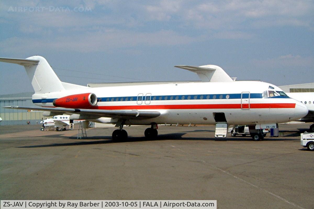 ZS-JAV, 1982 Fokker F-28-4000 Fellowship C/N 11183, Fokker F.28-4000 Fellowship [11183] (Airquarius Aviation) Lanseria~ZS 05/10/2003