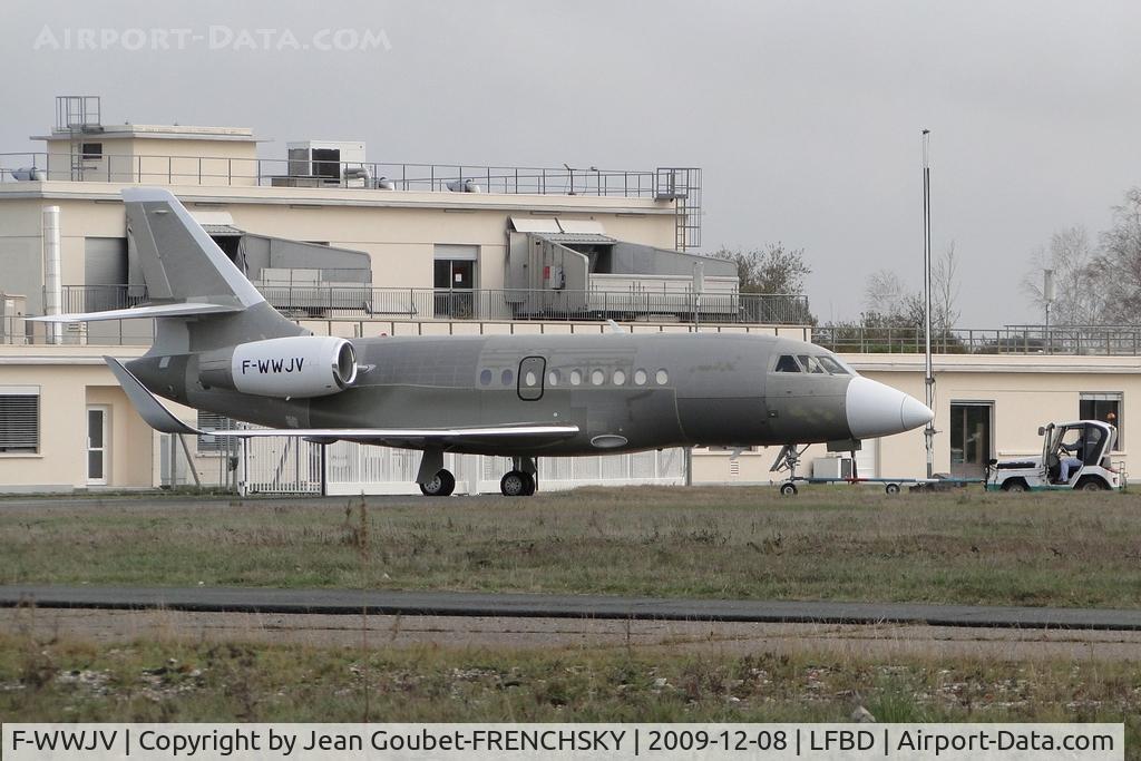 F-WWJV, 2001 Airbus A340-313 C/N 438, Dassault Falcon 2000 c/n 702