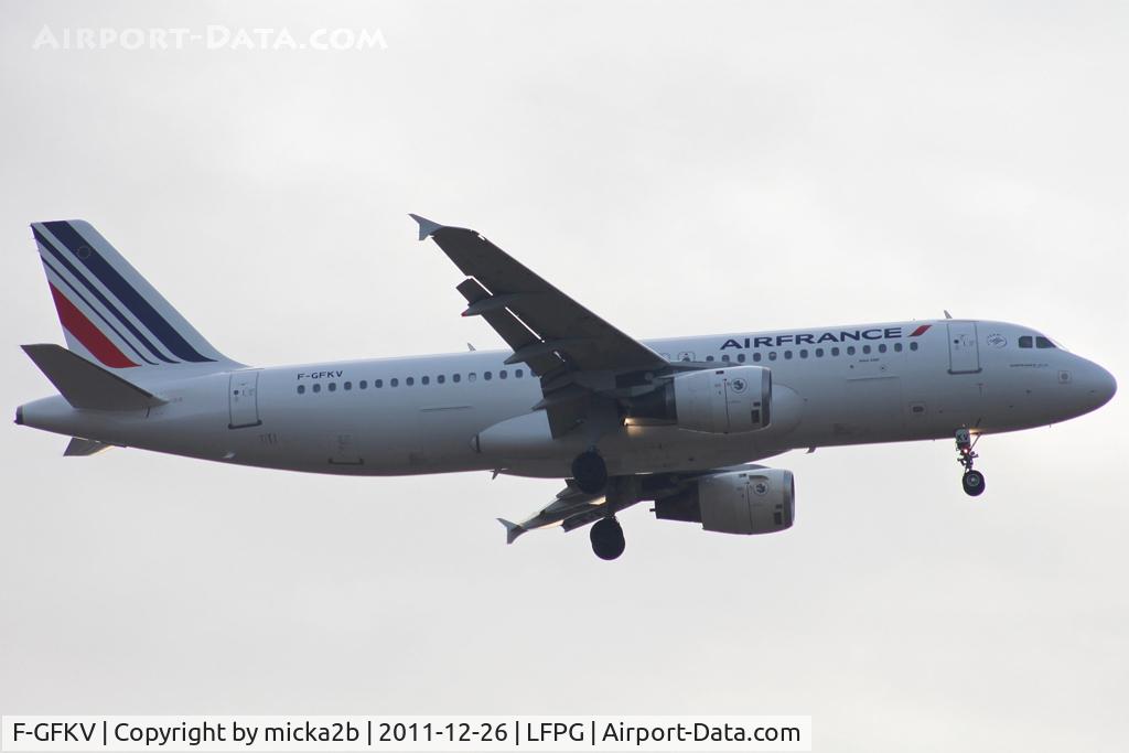 F-GFKV, 1991 Airbus A320-211 C/N 0227, Landing