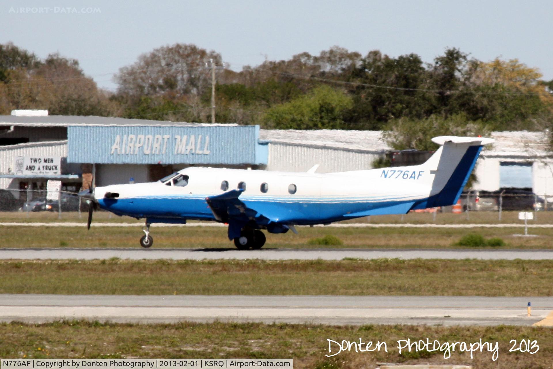 N776AF, 2006 Pilatus PC-12/47 C/N 776, Pilatus PC-12 (N776AF) departs Runway 32 at Sarasota-Bradenton International Airport