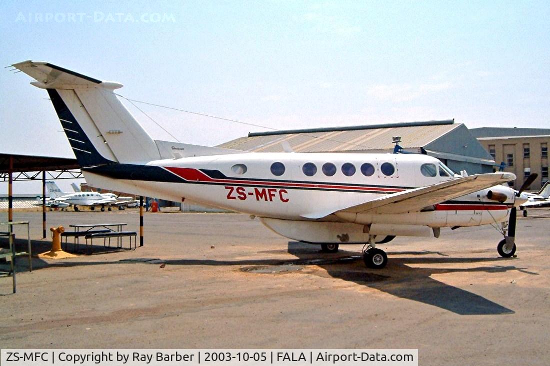 ZS-MFC, 1980 Beech 200 Super King Air C/N BB-525, Beech 200 Super King Air [BB-525] Lanseria~ZS 05/10/2003