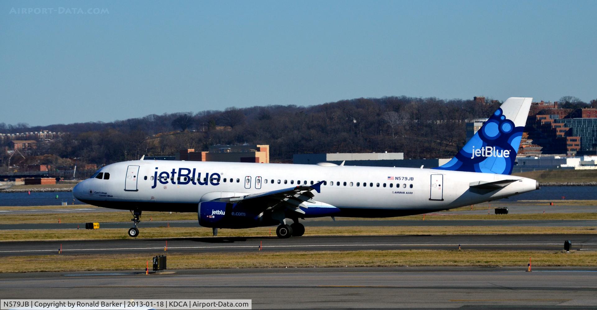 N579JB, 2003 Airbus A320-232 C/N 2132, Landing DCA