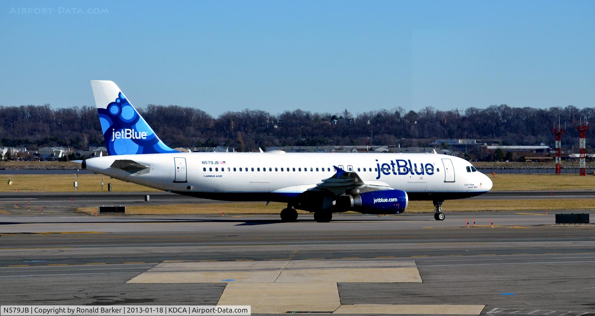 N579JB, 2003 Airbus A320-232 C/N 2132, Taxi DCA