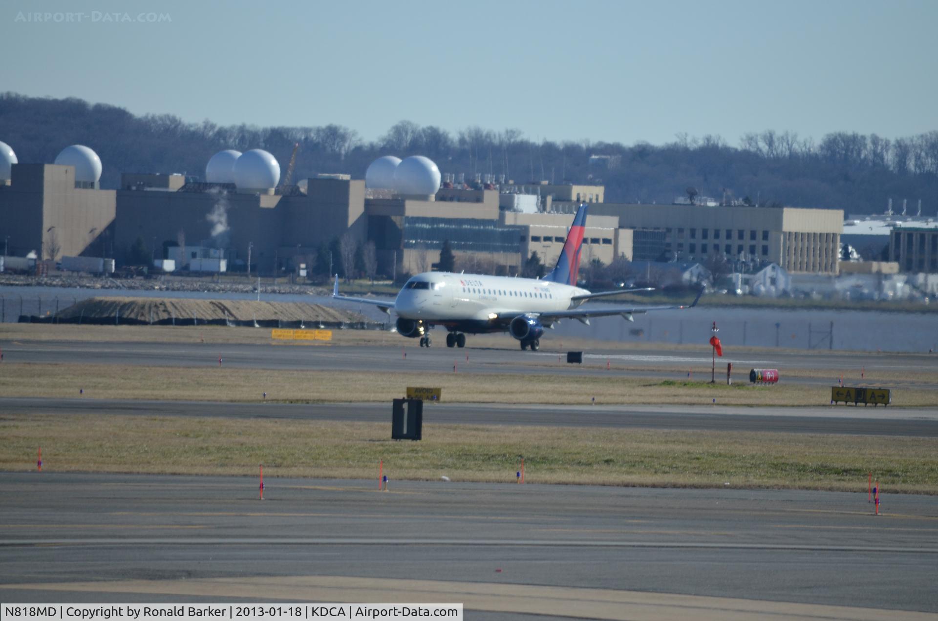 N818MD, 2004 Embraer 170SU (ERJ-170-100SU) C/N 17000039, Takeoff DCa