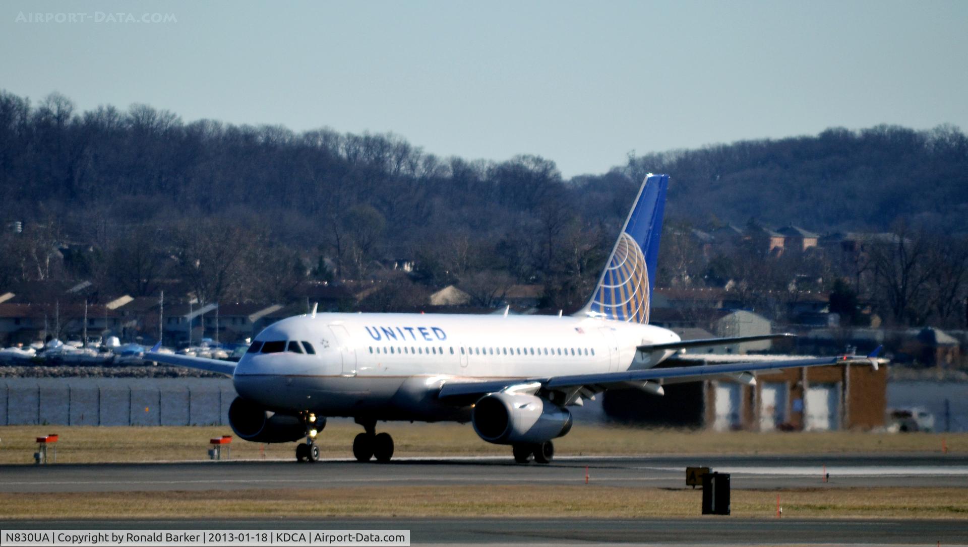 N830UA, 2000 Airbus A319-131 C/N 1243, Takeoff DCA