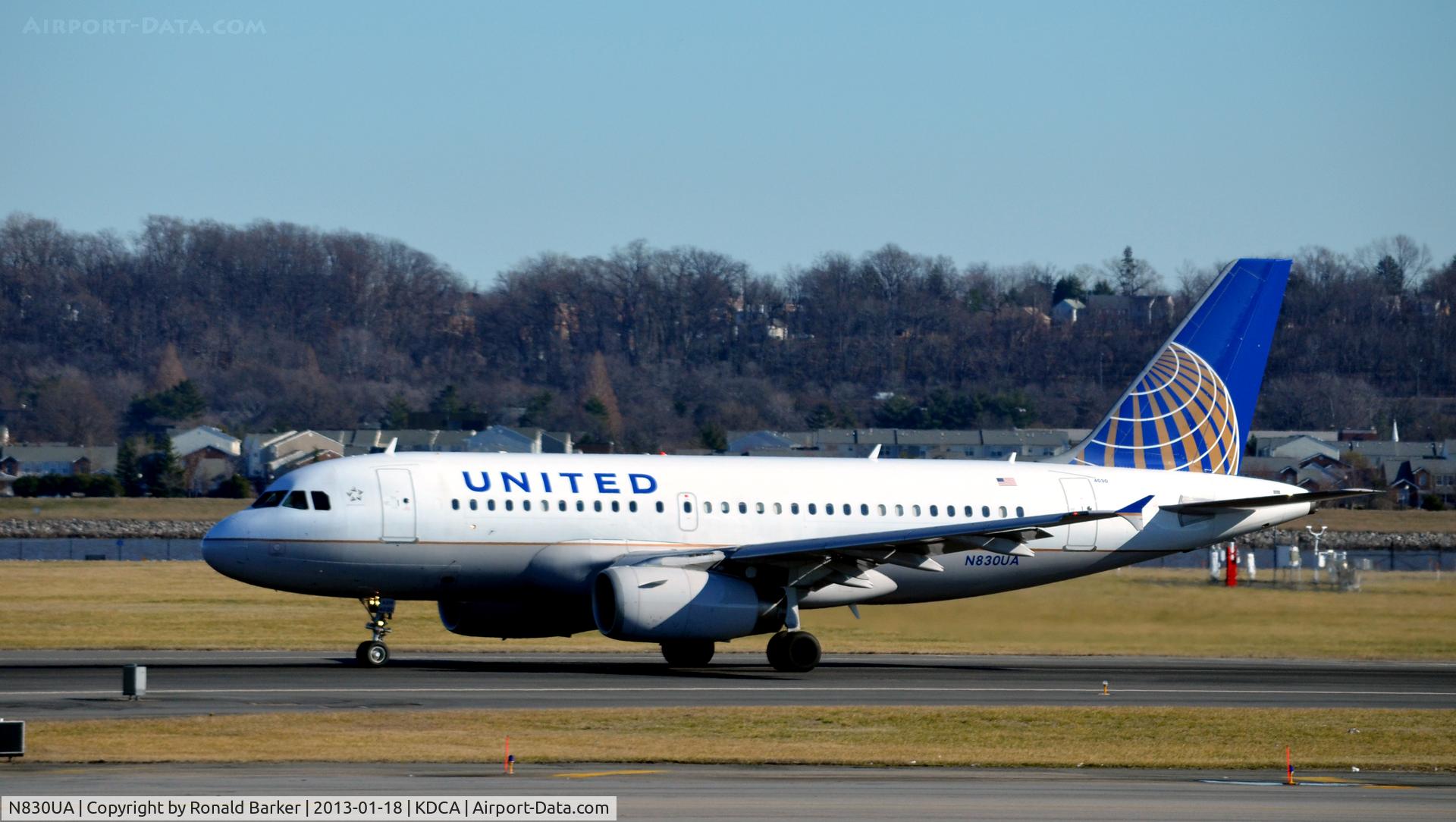 N830UA, 2000 Airbus A319-131 C/N 1243, Takeoff DCA