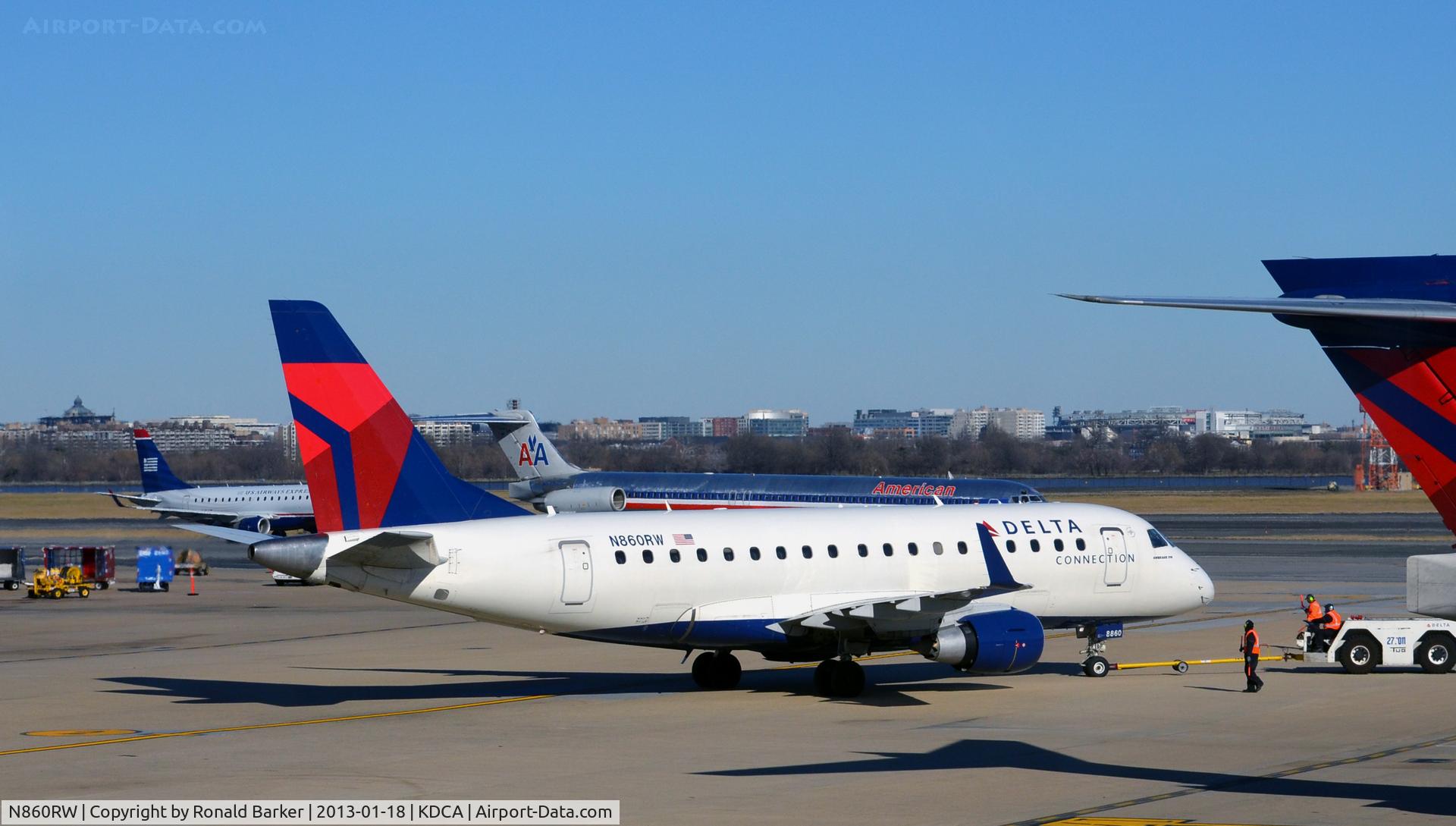 N860RW, 2005 Embraer 170SE (ERJ-170-100SE) C/N 17000084, Taxi DCA