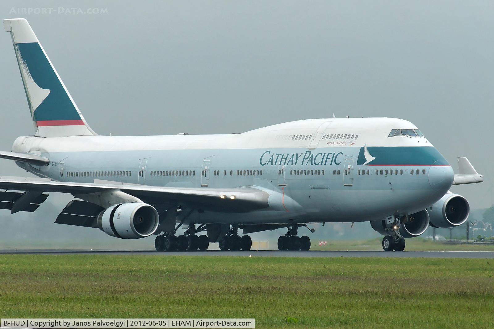 B-HUD, 1992 Boeing 747-467 C/N 25874, Cathay Paciffic Airways Boeing B747-467 landing in EHAM/AMS