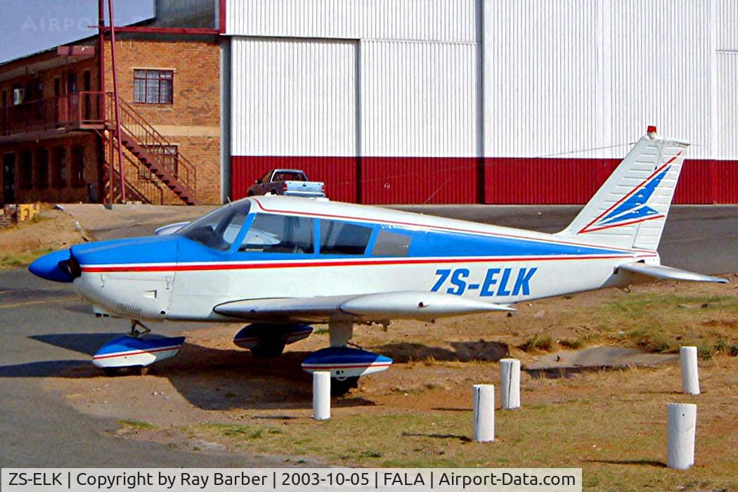 ZS-ELK, 1966 Piper PA-28-180 Cherokee C C/N 28-2893, Piper PA-28-180 Cherokee C [28-2893] Lanseria~ZS 05/10/2003