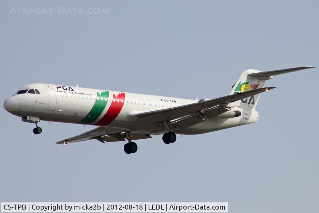 CS-TPB, 1990 Fokker 100 (F-28-0100) C/N 11262, Landing. Scrapped in december 2018
