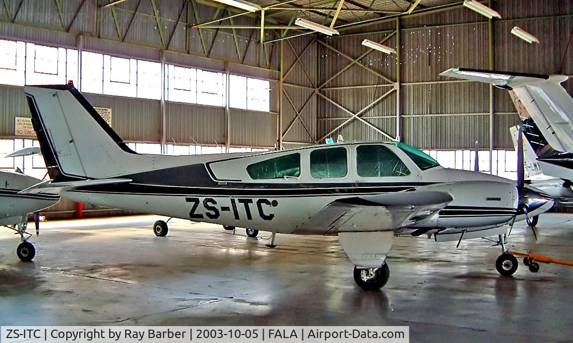 ZS-ITC, Beech 95-B55 Baron Baron C/N TC-1469, Beech 95-B55 Baron [TC-1469] Lanseria~ZS 05/10/2003