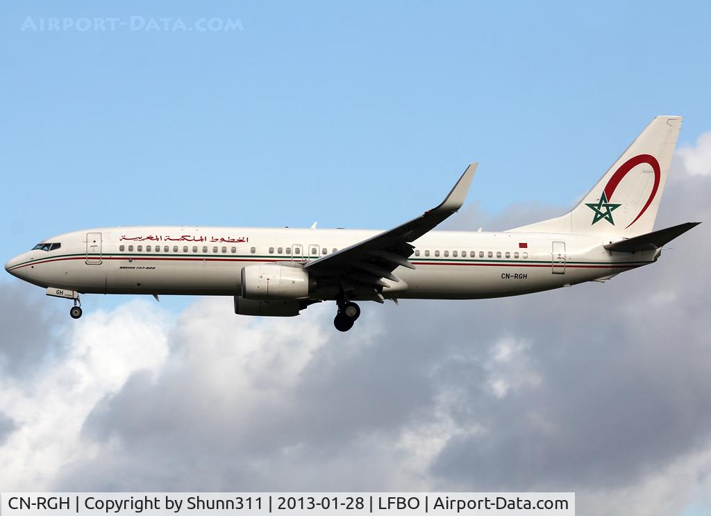 CN-RGH, 2011 Boeing 737-86N C/N 36828 3850, Landing rwy 32L