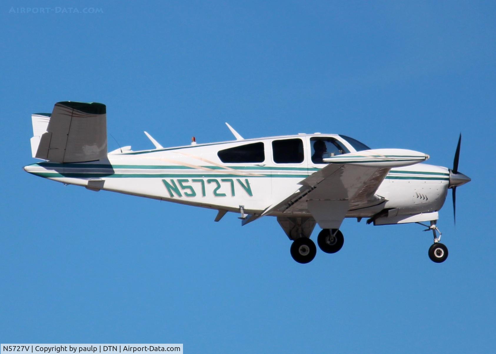 N5727V, 1966 Beech V35 Bonanza C/N D-8186, Landing at Downtown Shreveport.