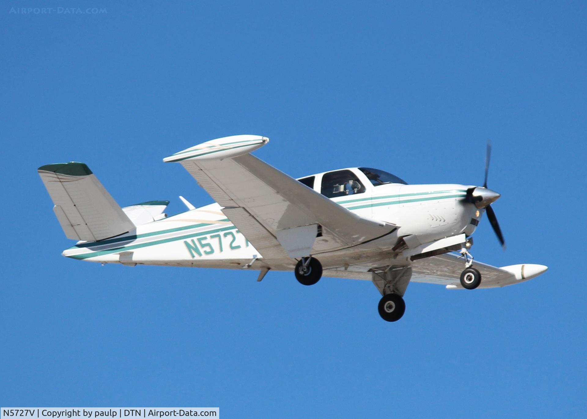 N5727V, 1966 Beech V35 Bonanza C/N D-8186, Landing at Downtown Shreveport.