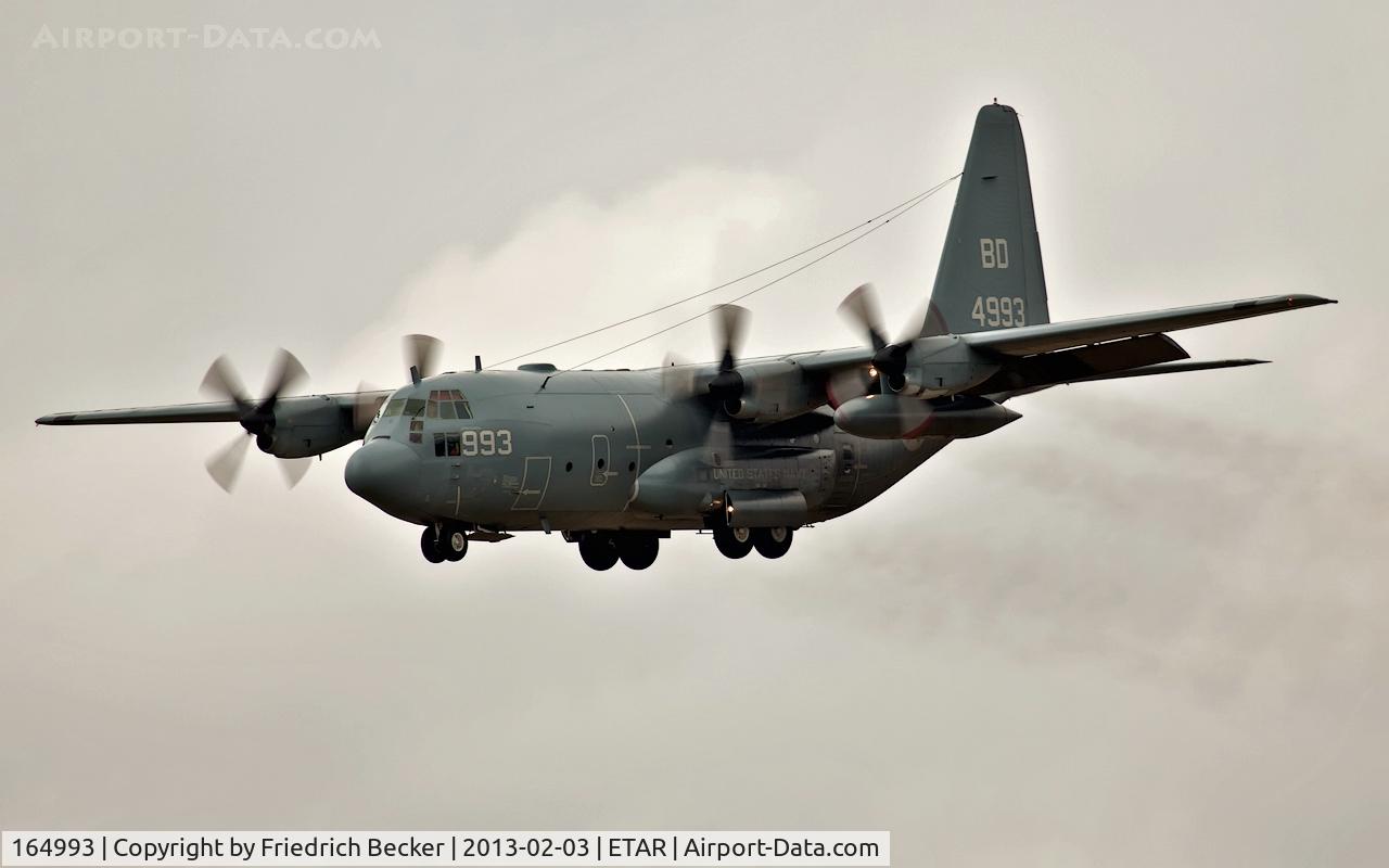 164993, 1992 Lockheed KC-130T Hercules C/N 382-5298, on final RW26