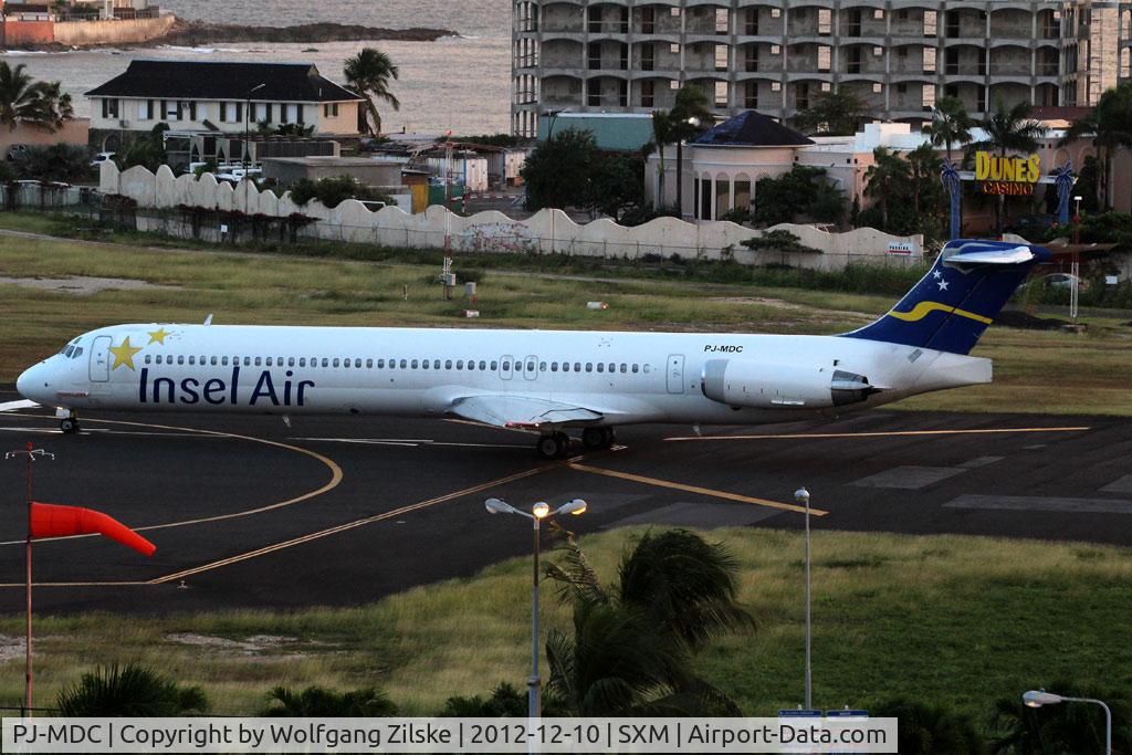 PJ-MDC, 1988 McDonnell Douglas MD-82 (DC-9-82) C/N 49434, From the balcony of the Sonesta Hotel