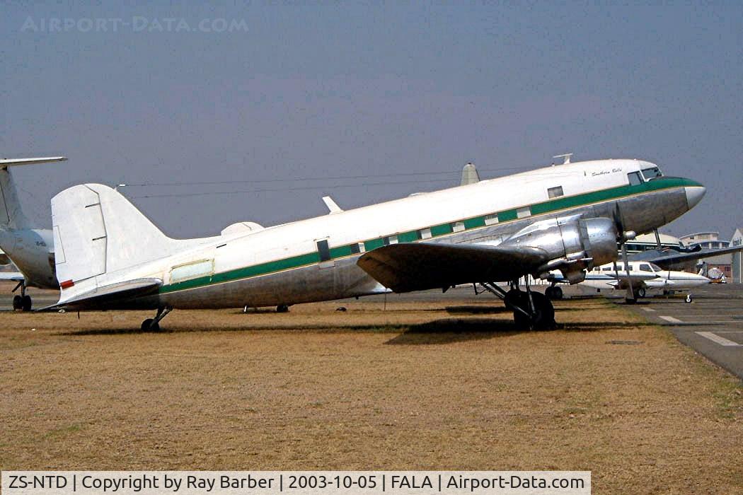 ZS-NTD, 1944 Douglas C-47 C/N 14993/26438, Douglas DC-3C-47B-10-DK [14993/26438] (Aero Air (Pty) Ltd) Lanseria~ZS 05/10/2003. Seen here with registration covered .