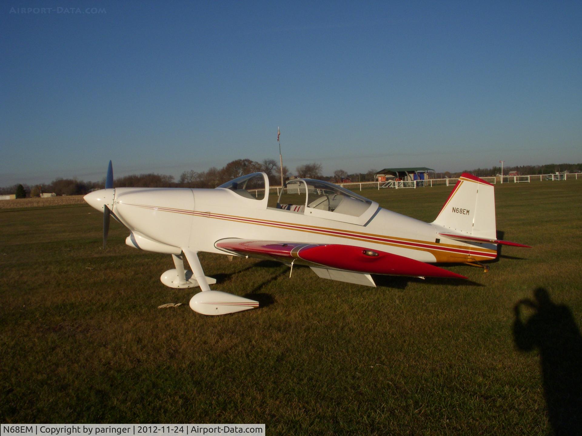 N68EM, 1996 Vans RV-6 C/N 21464, N68EM at Oconomowoc, WI Airport