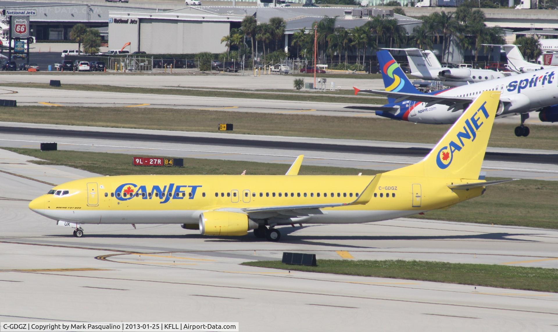 C-GDGZ, 2011 Boeing 737-8K5 C/N 39094, Boeing 737-800