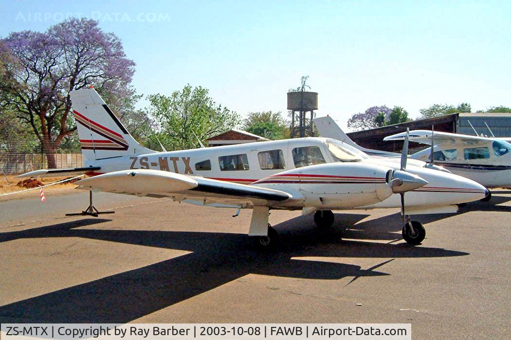 ZS-MTX, Piper PA-34-200T C/N 347970441, Piper PA-34-200T Seneca II [34-7970441] Pretoria-Wonderboom~ZS 08/10/2003