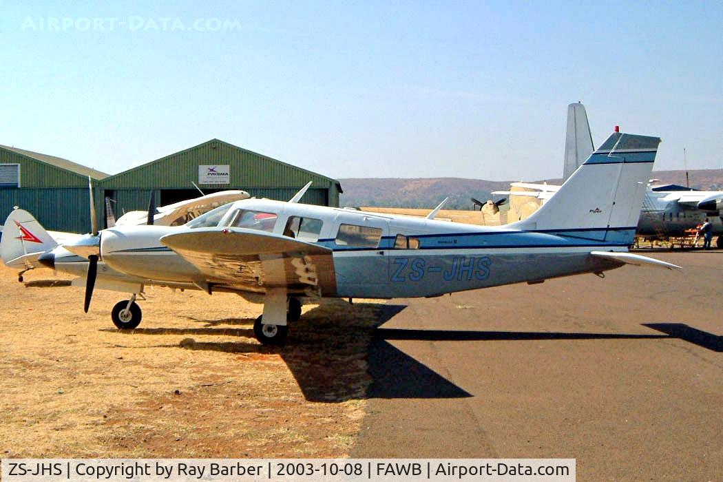 ZS-JHS, 1974 Piper PA-34-200T C/N 34-7570015, Piper PA-34-200T Seneca II [34-7570015] Pretoria-Wonderboom~ZS 08/10/2003