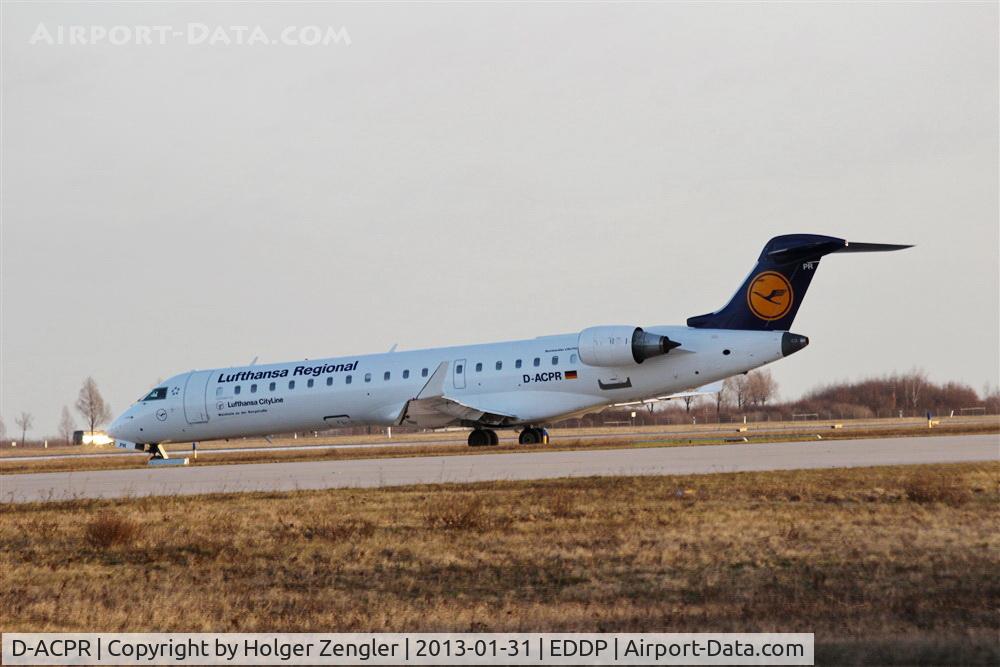 D-ACPR, 2003 Canadair CRJ-701ER (CL-600-2C10) Regional Jet C/N 10098, Ready for take-off to MUC...