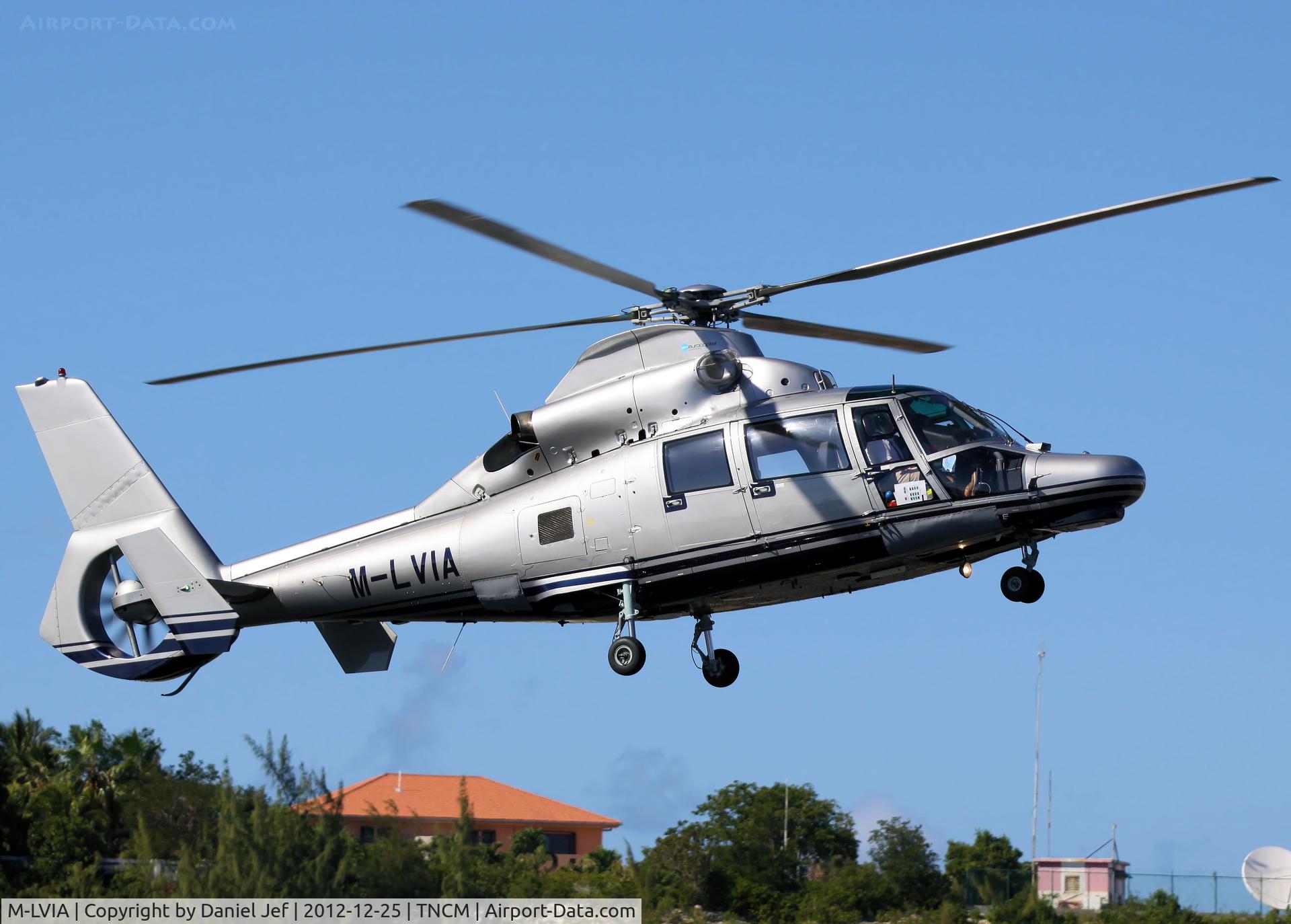 M-LVIA, Eurocopter AS-365N-3 Dauphin 2 C/N 6815, M-LVIA