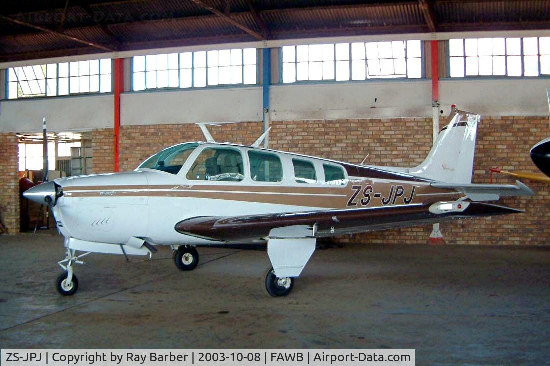 ZS-JPJ, 1976 Beech A36 Bonanza 36 C/N E-882, Beech A36 Bonanza 36 [E-882] Pretoria-Wonderboom~ZS 08/10/2003