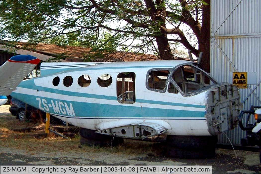 ZS-MGM, Cessna 414 Chancellor C/N 4140403, Cessna 414 [414-0403] Pretoria-Wonderboom~ZS 08/10/2003. This was noted here after being written off no further details known.