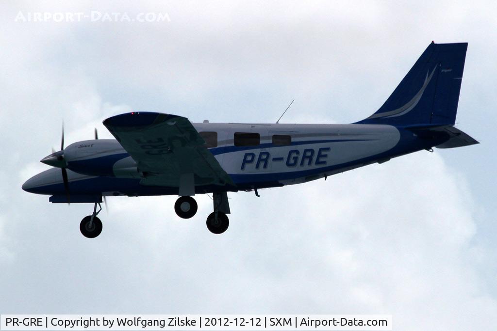PR-GRE, Piper PA-34-200 C/N Not found PR-GRE, From the Oceanview Pool of the Sonesta Hotel