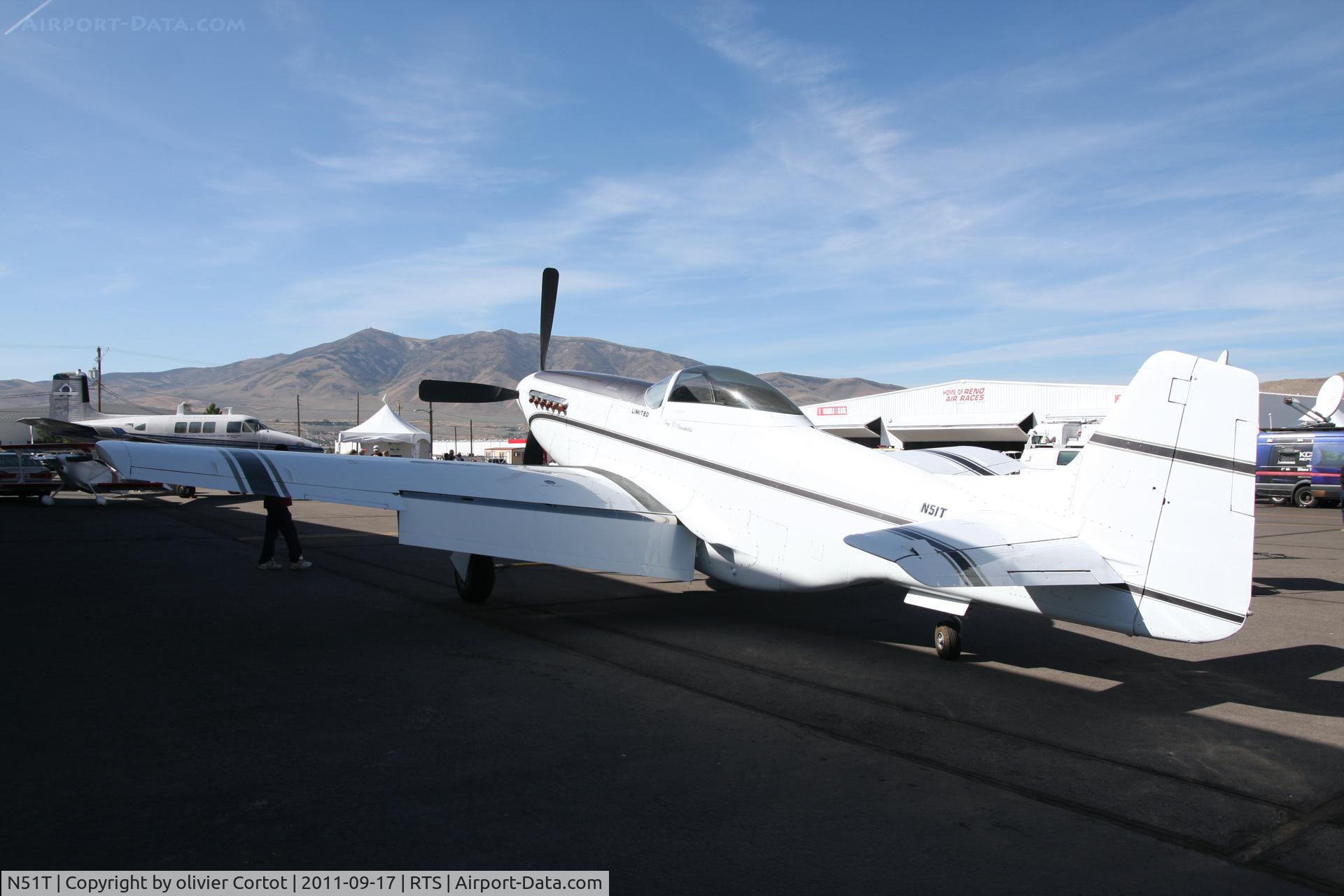 N51T, 1945 North American/aero Classics P-51D C/N 45-11571, Reno air races 2011