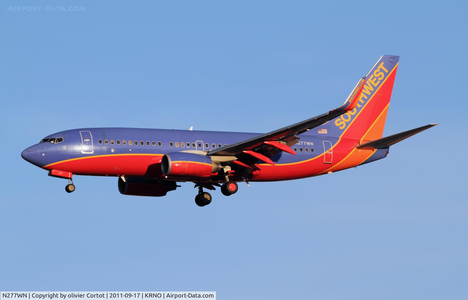 N277WN, 2007 Boeing 737-7H4 C/N 32531, Reno airport