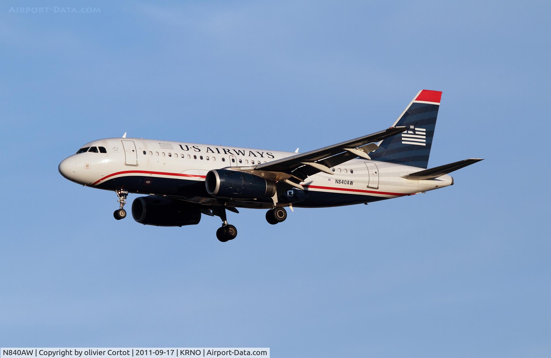 N840AW, 2006 Airbus A319-132 C/N 2690, Landing at Reno airport