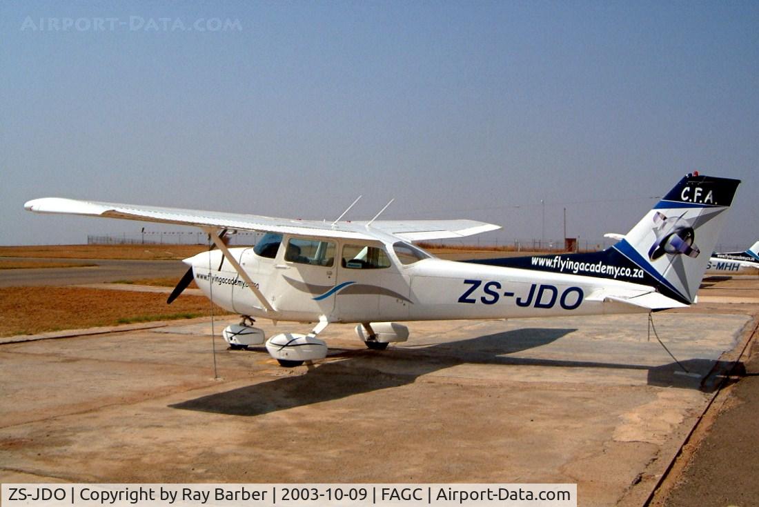 ZS-JDO, Cessna 172M Skyhawk C/N 17265601, Cessna 172M Skyhawk [172-65601] (Central Flying Academy) Grand Central~ZS 09/10/2003