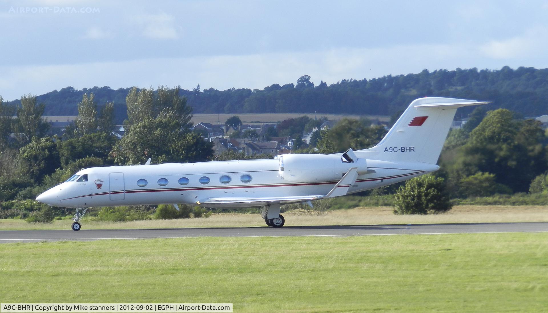 A9C-BHR, 2008 Gulfstream 450 (IVSP) C/N 4156, Bahrain Amiri Flight GLFIV-X Landing on runway 24