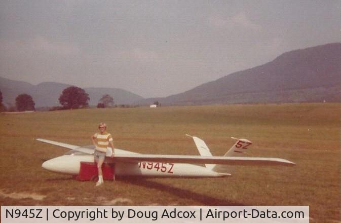 N945Z, 1964 Schempp-Hirth Standard Austria SH1 C/N 64, Photo taken at Chilhowee Gliderport, Benton, TN, 1976