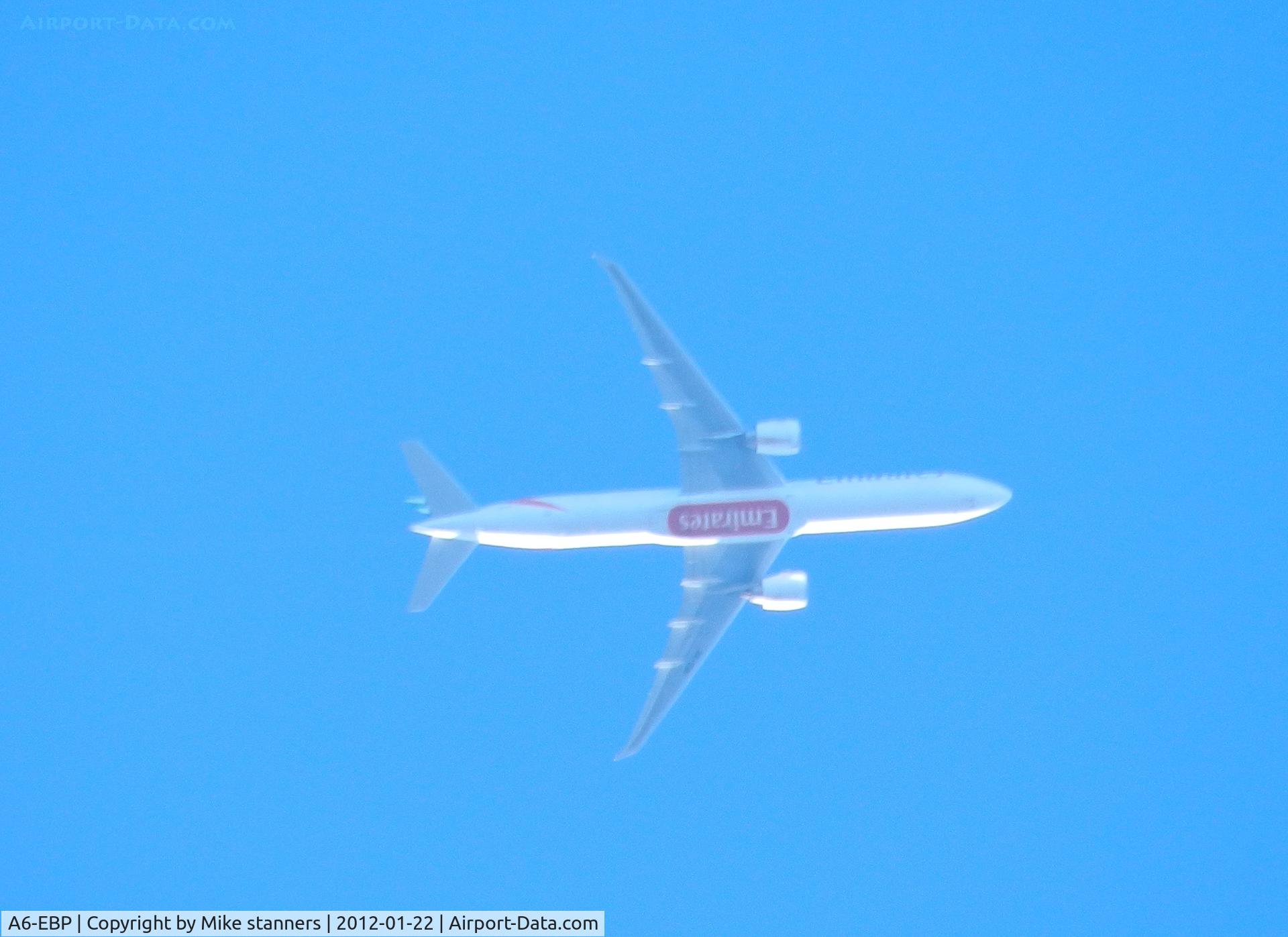 A6-EBP, 2006 Boeing 777-31H/ER C/N 32710, Emirates B777-300 Flying ott my house in galashiels,scotland on flight UAE27 DXB-GLA
