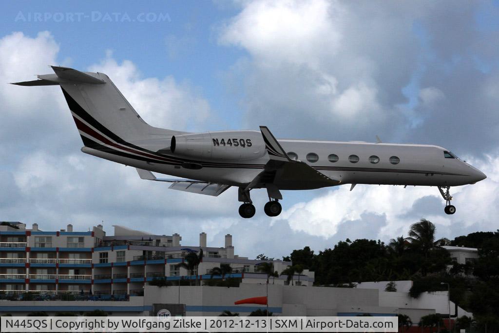 N445QS, 2006 Gulfstream Aerospace GIV-X (G450) C/N 4037, visitor
