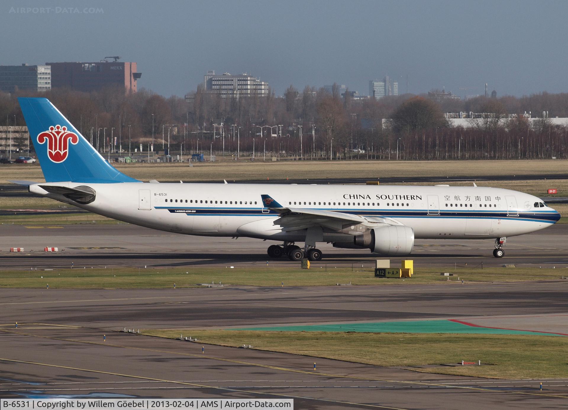 B-6531, 2011 Airbus A330-223 C/N 1233, Taxi to runway 24 of Schiphol Airport