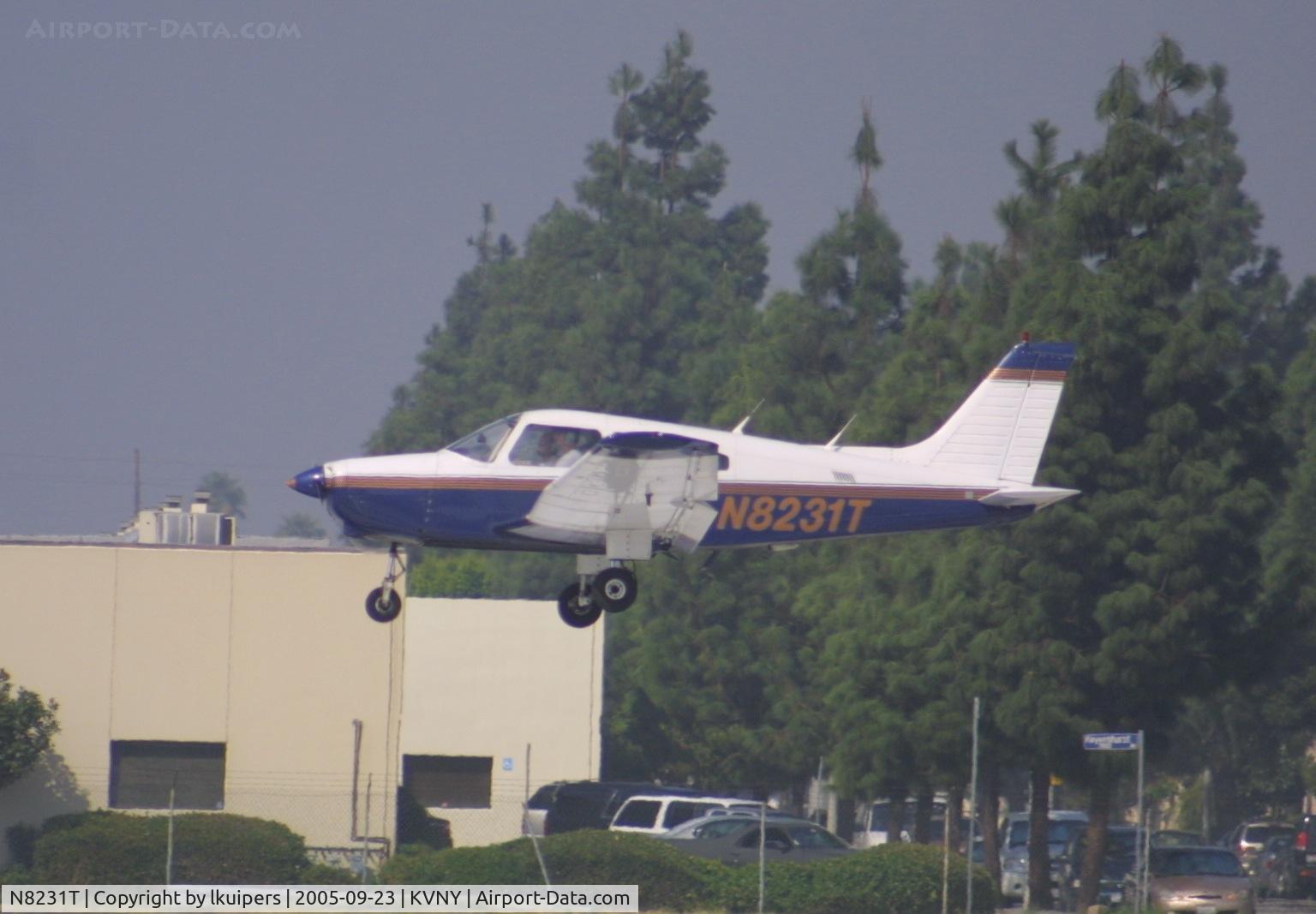 N8231T, Piper PA-28-161 C/N 28-8016349, Landing at Van Nuys in 2005