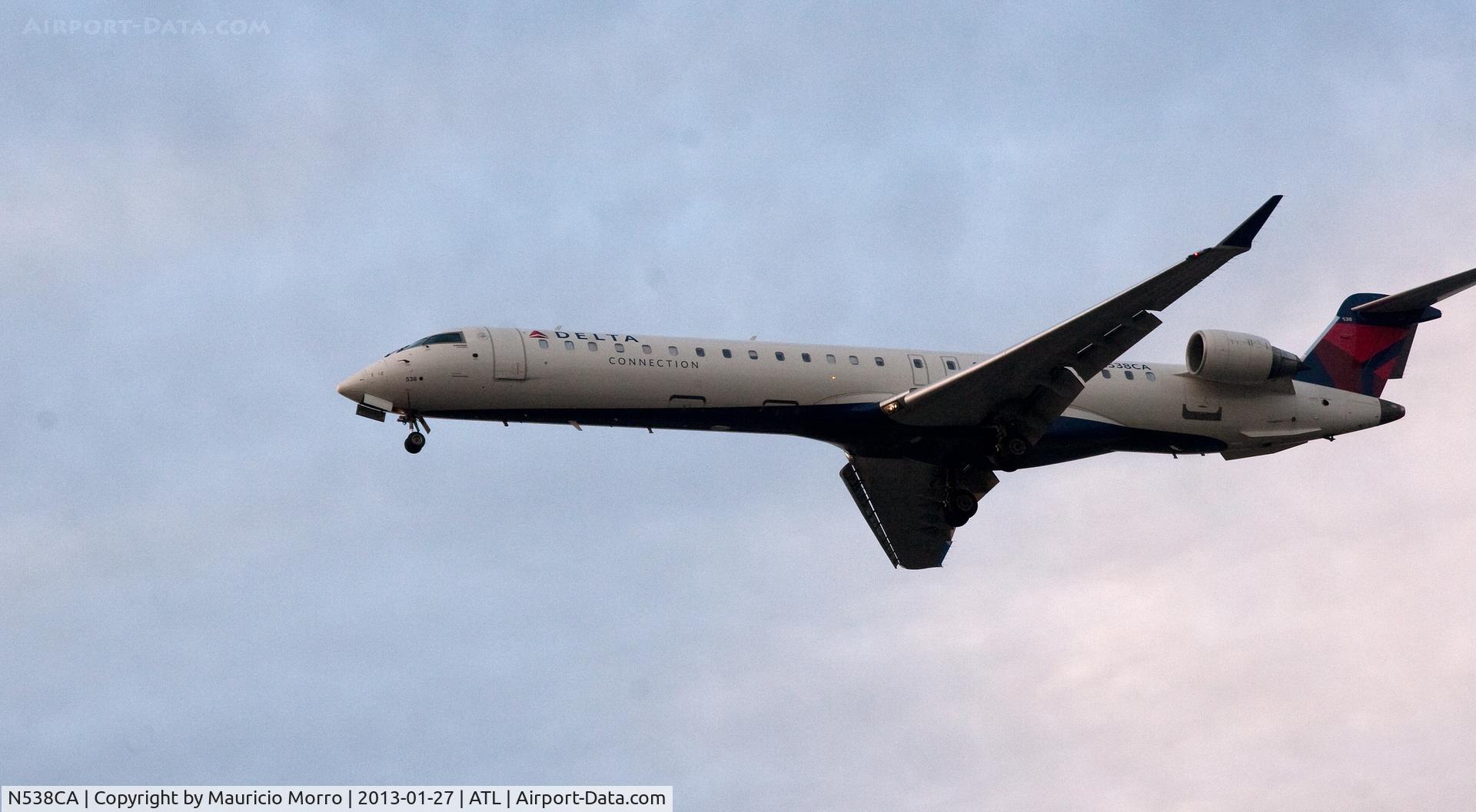 N538CA, 2008 Bombardier CRJ-900ER (CL-600-2D24) C/N 15157, On final RWY 8R