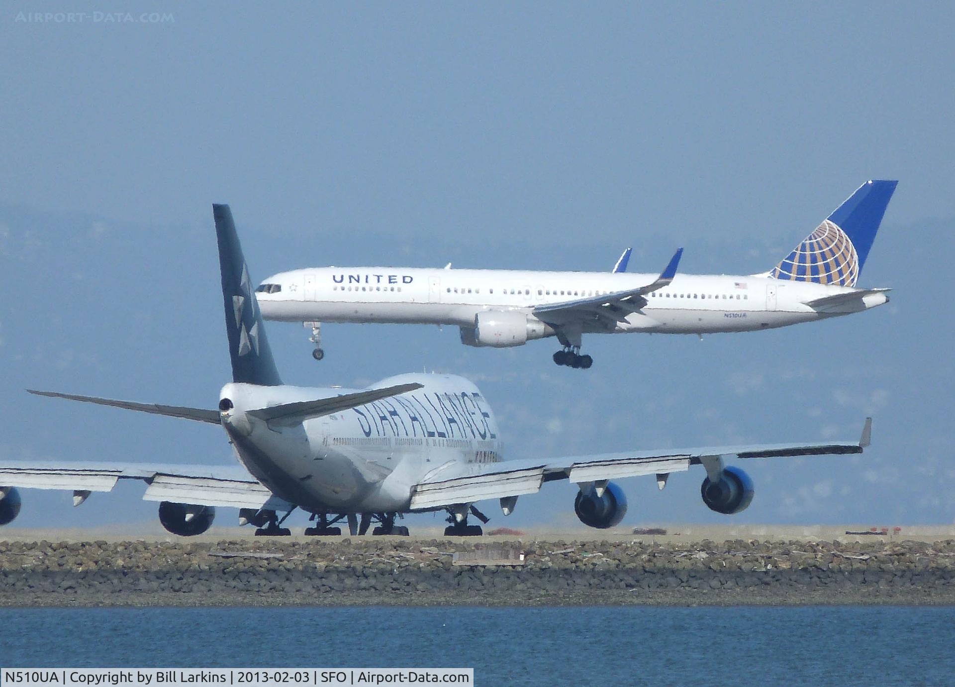 N510UA, 1990 Boeing 757-222 C/N 24780, Landing at San Francisco