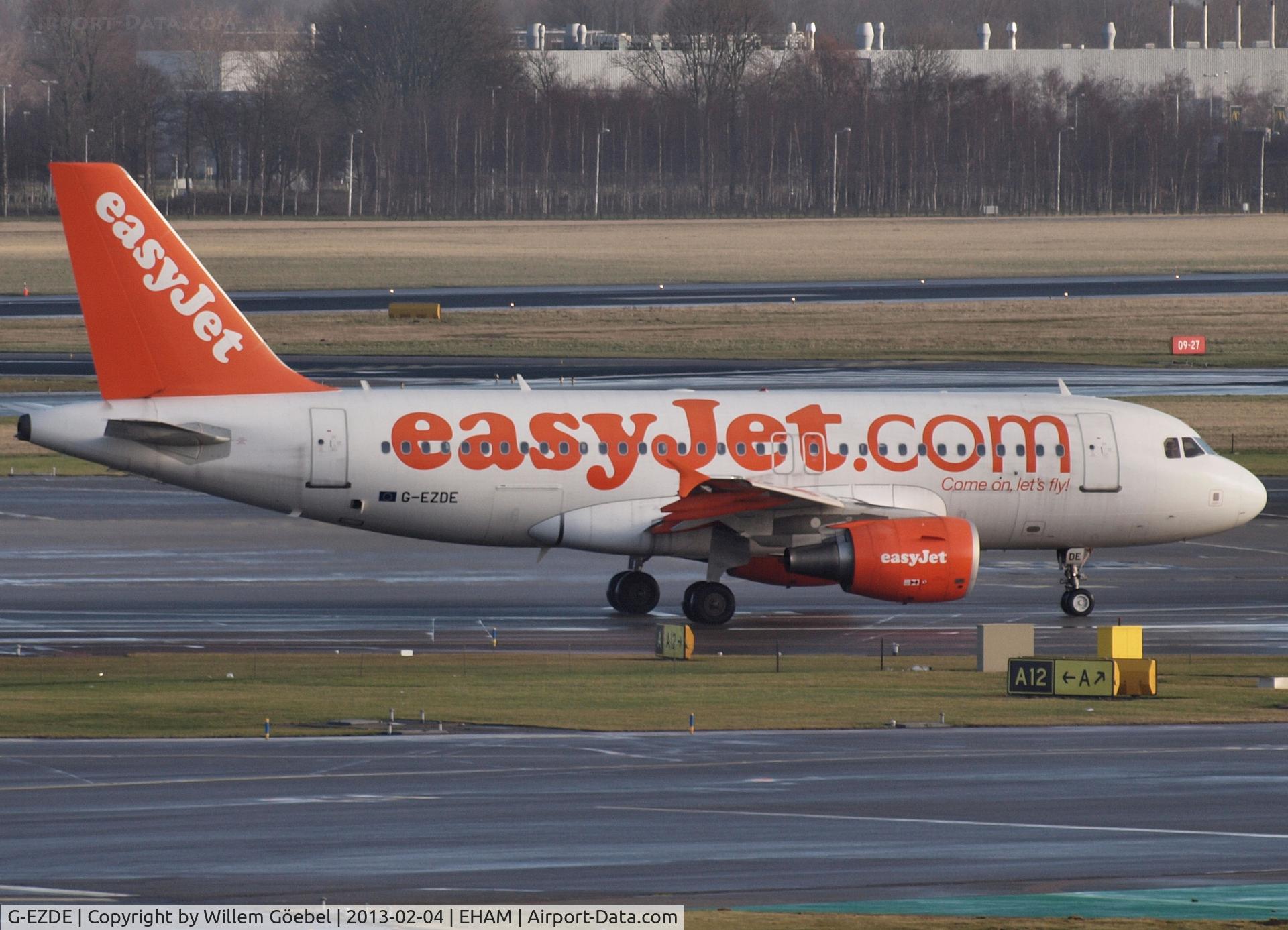 G-EZDE, 2008 Airbus A319-111 C/N 3426, Arrival on Schiphol Airport and taxi to his gate.