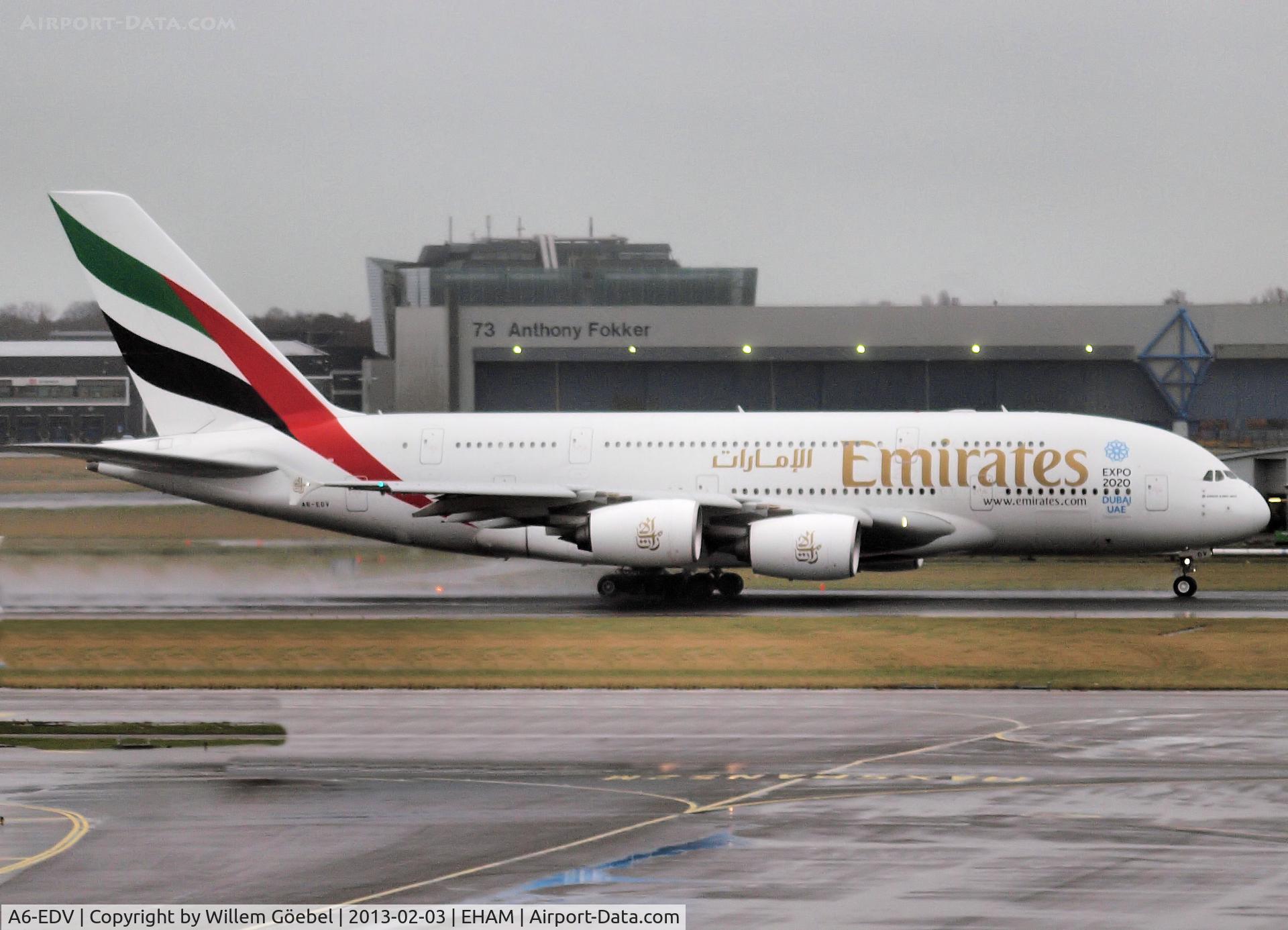 A6-EDV, 2011 Airbus A380-861 C/N 101, Take off from runway 24 ( this one has the new sticker on the front)