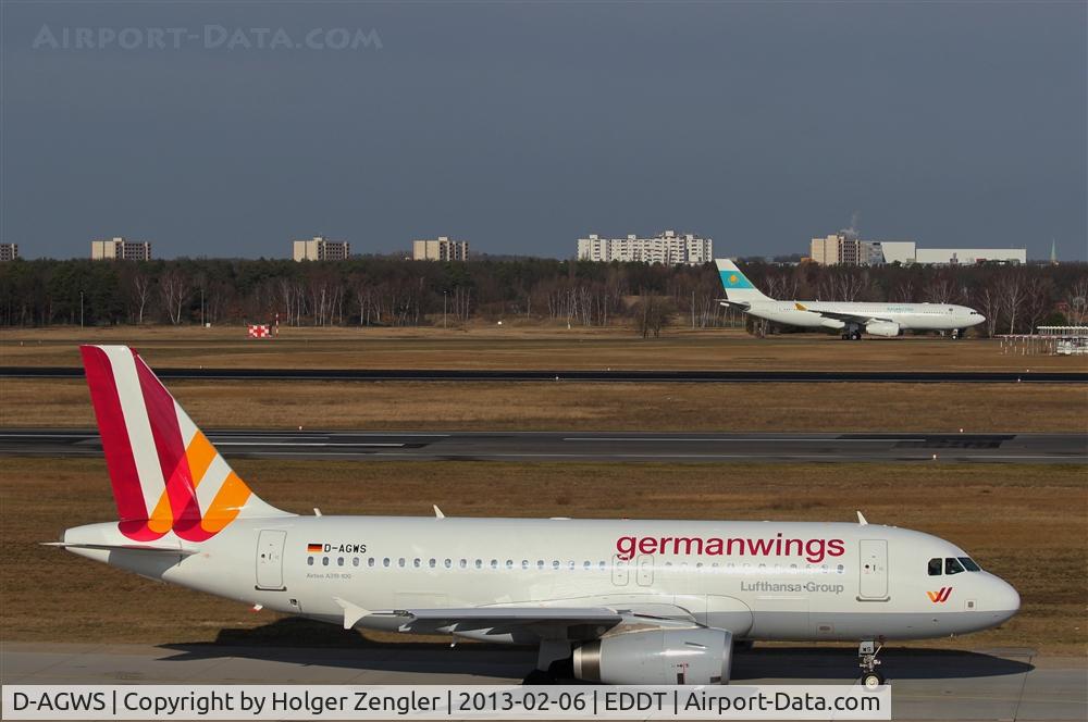 D-AGWS, 2012 Airbus A319-132 C/N 4998, On taxi to rwy 26R....