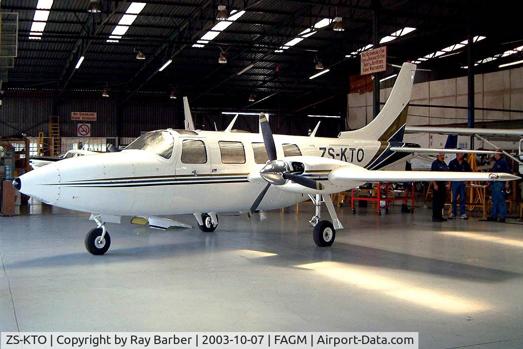 ZS-KTO, 1981 Piper PA-60-600A Aerostar C/N 60-0873-8161248, Piper PA-60-600 Aerostar [60-0873-8161248] Rand~ZS 07/10/2003