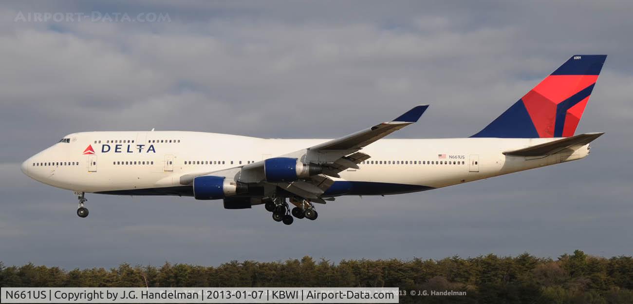 N661US, 1989 Boeing 747-451 C/N 23719, On final to 33L
