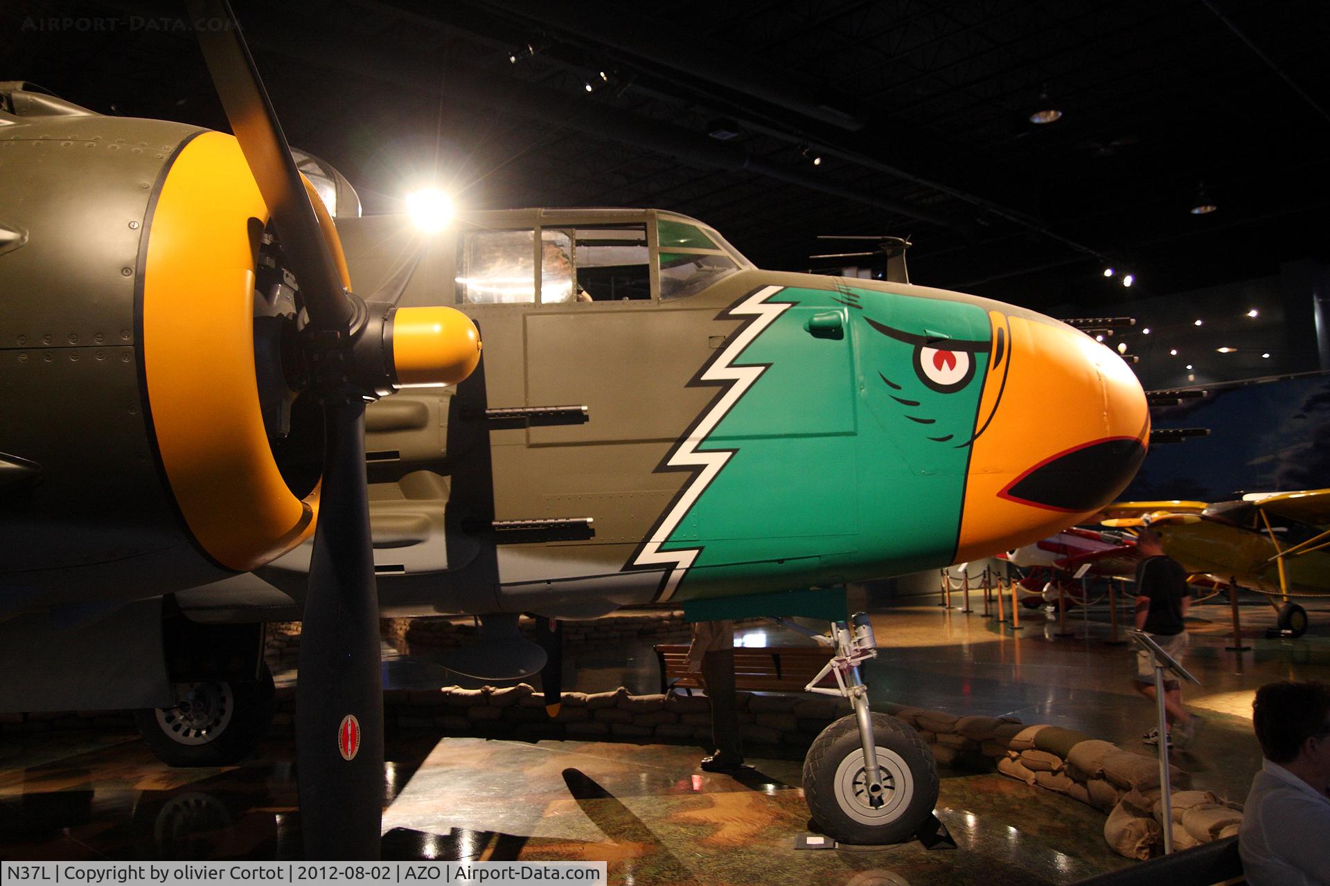 N37L, 1952 North American B-25H Mitchell C/N 98-21900, air apaches livery