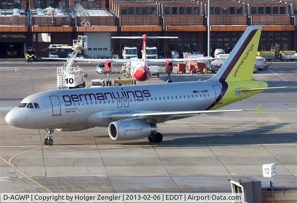 D-AGWP, 2010 Airbus A319-132 C/N 4227, On taxi to rwy 26L....