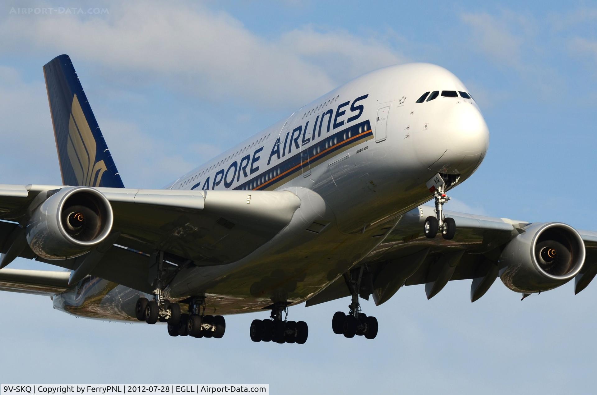 9V-SKQ, 2011 Airbus A380-841 C/N 079, SQ A380 close-up